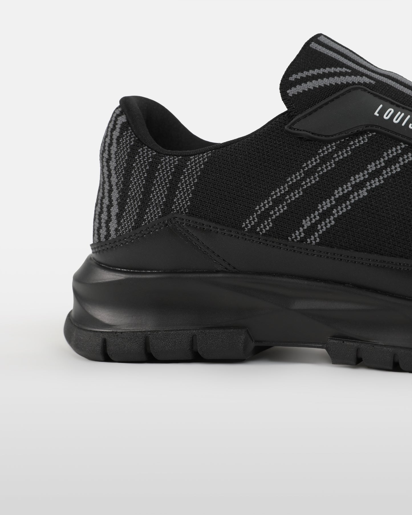 Low Top Lace-up Trainers