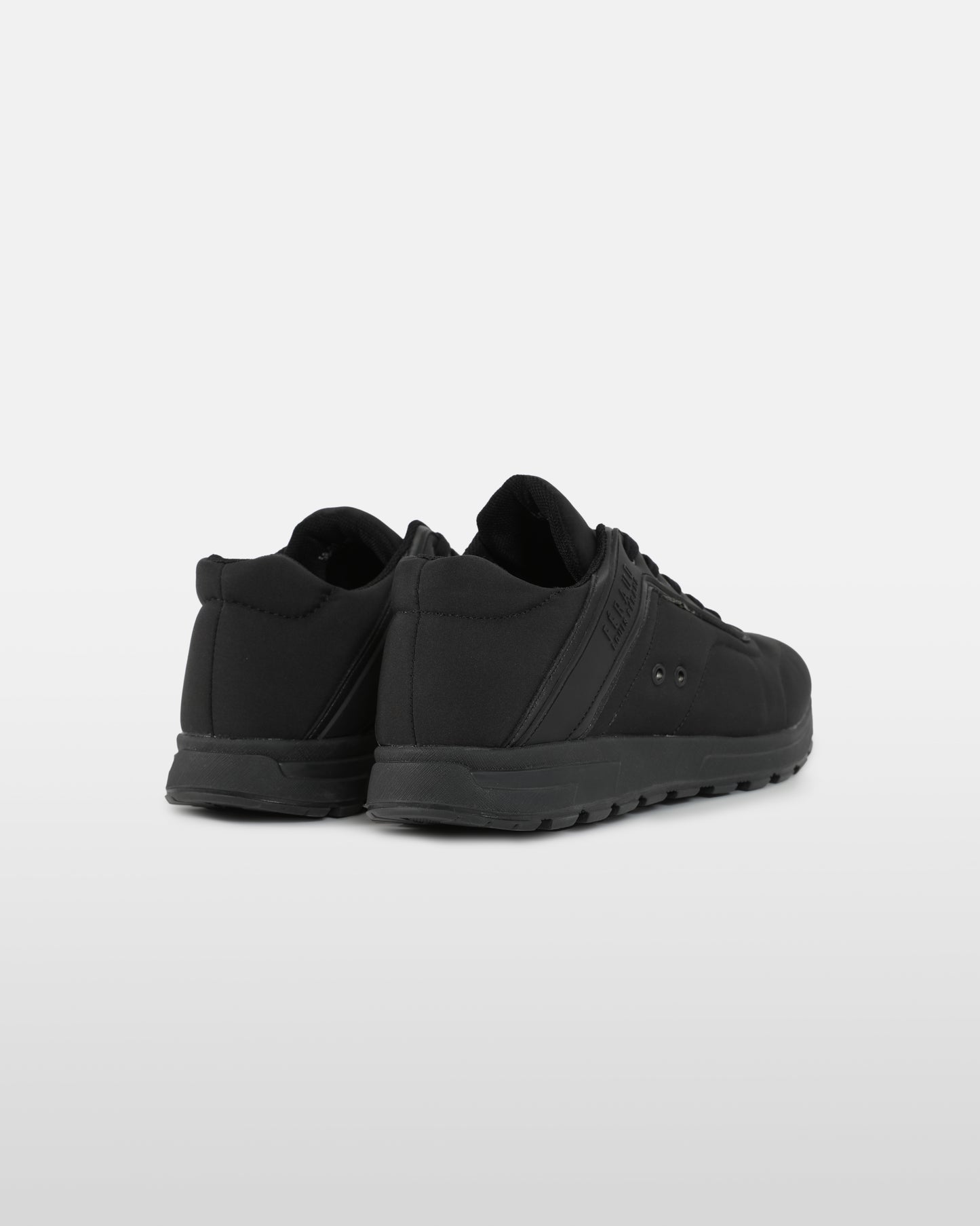 Low Top Lace-up Trainers