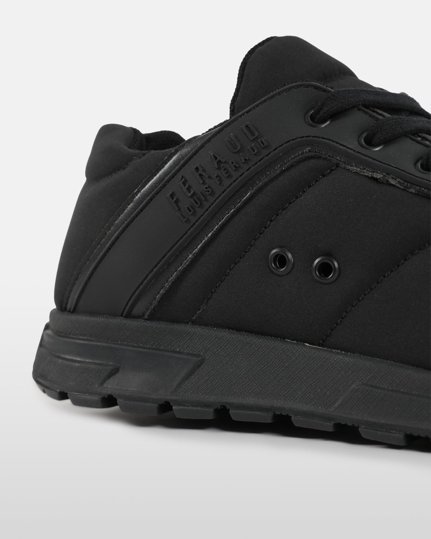 Low Top Lace-up Trainers