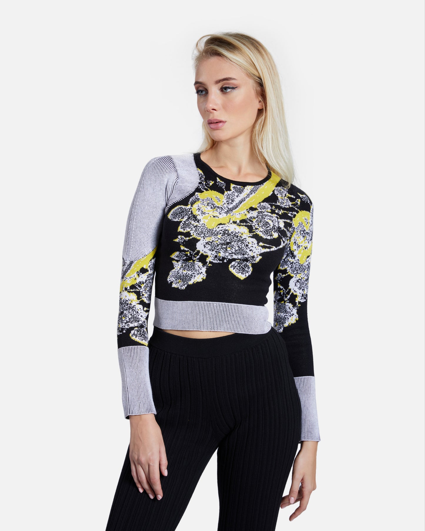 Monochrome Floral Knitted Top
