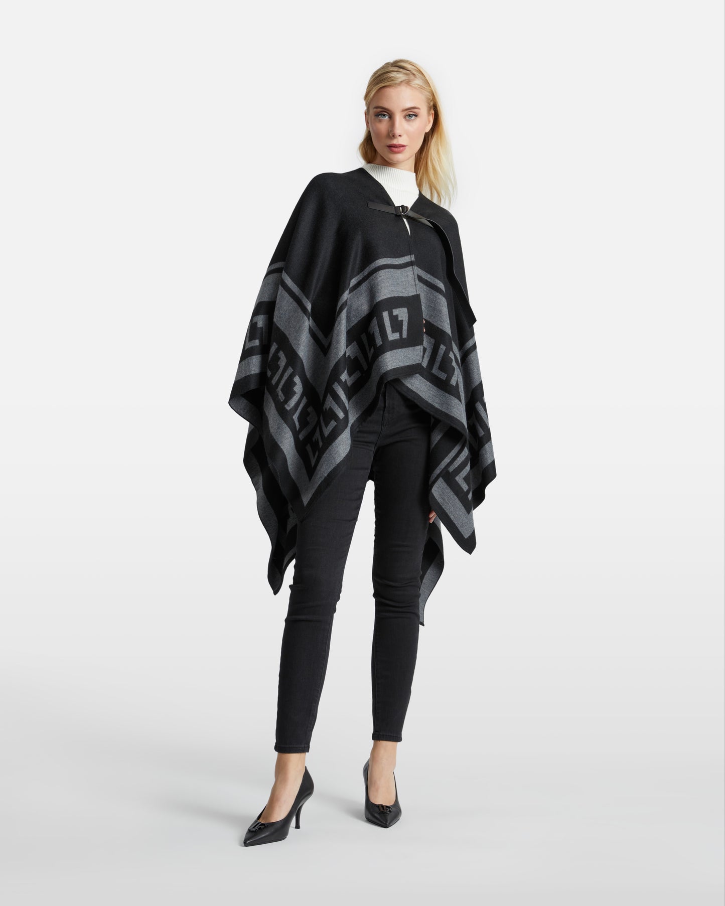 Monochrome LF Poncho