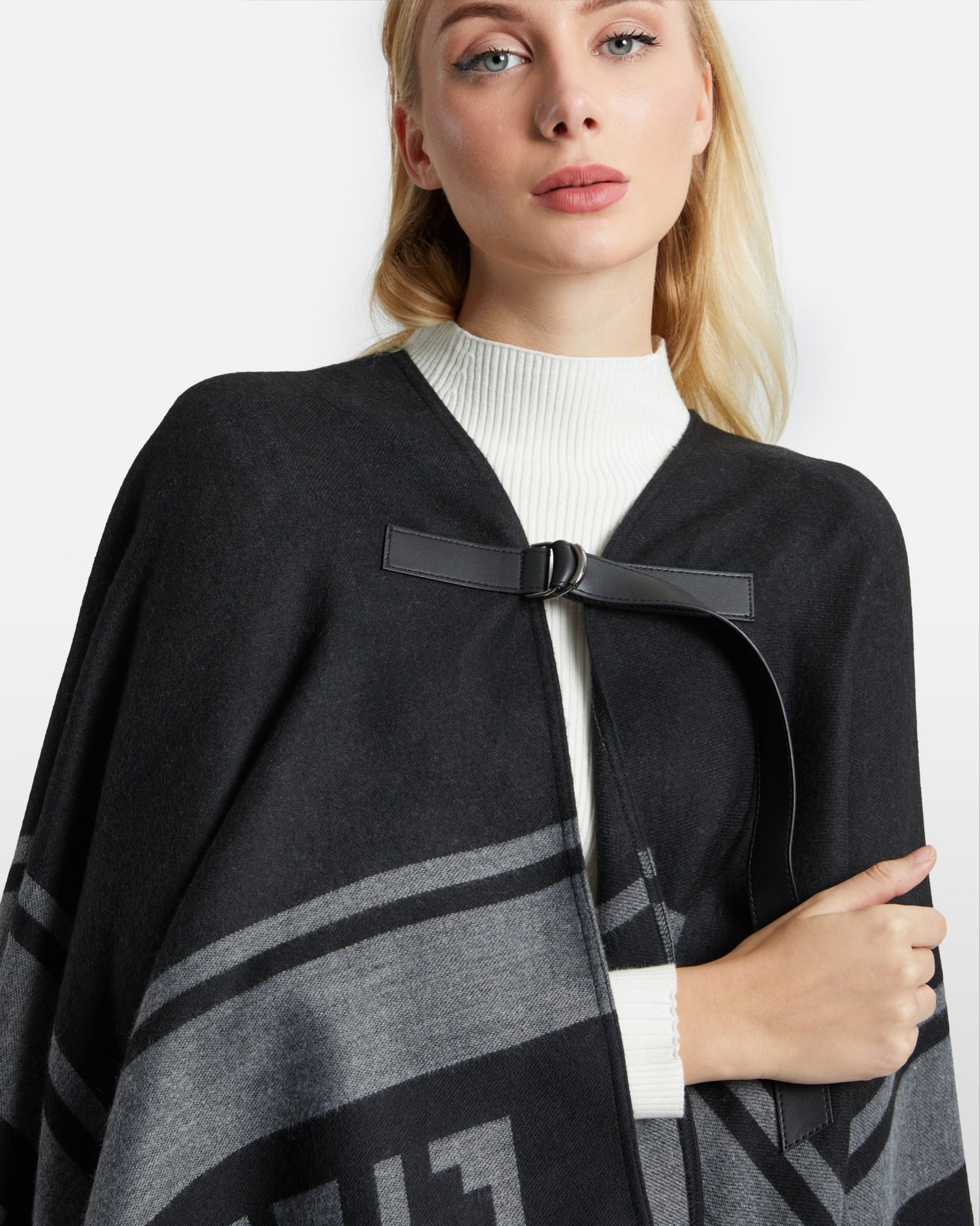 Monochrome LF Poncho