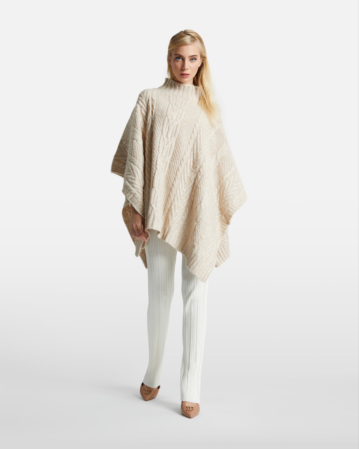 Cableknit Poncho