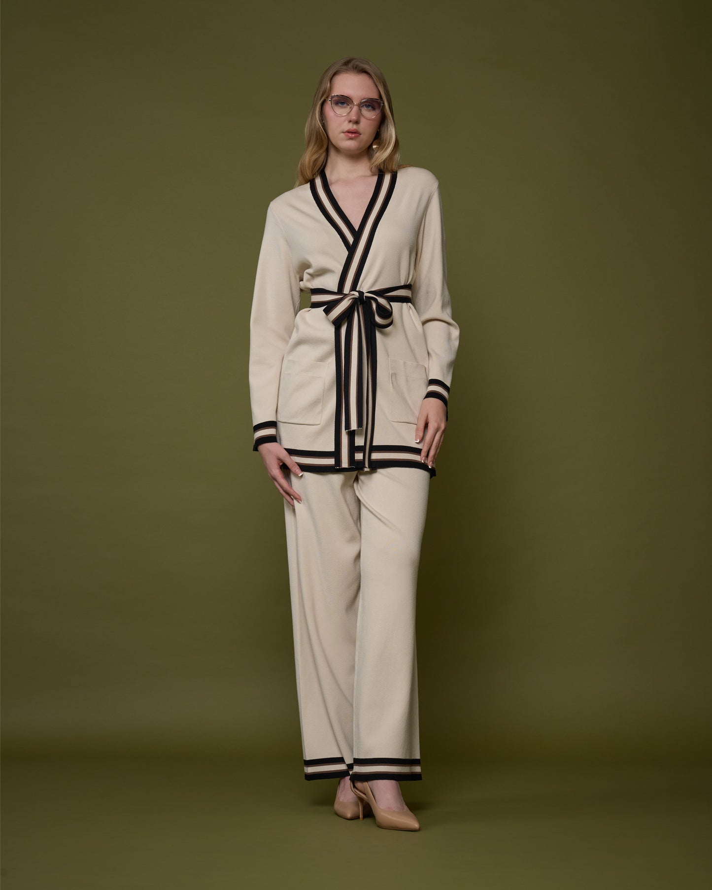 Contrasting Accents Knit Set