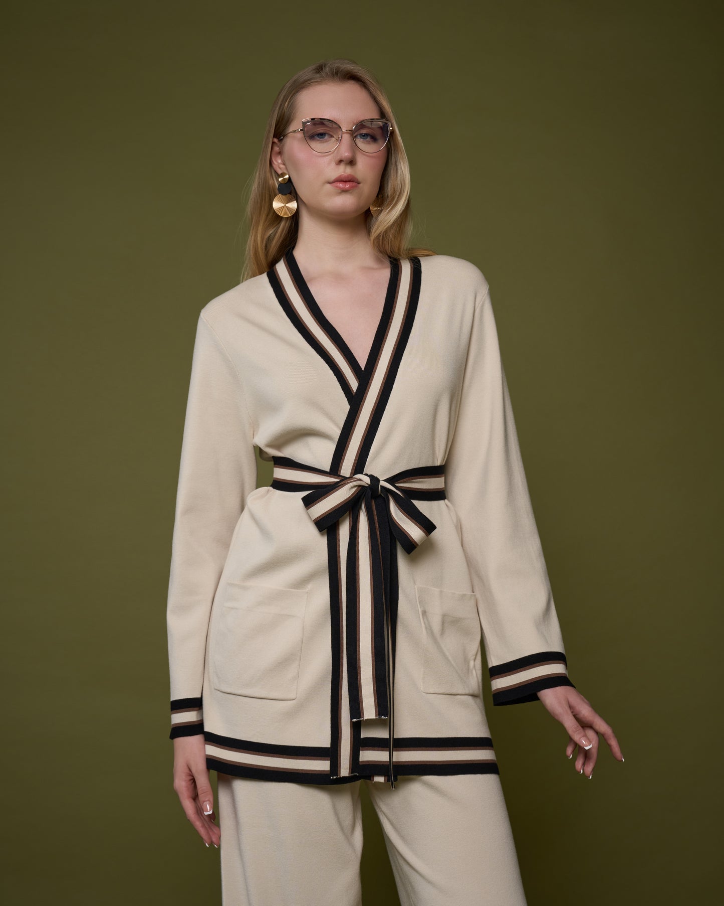 Contrasting Accents Knit Set