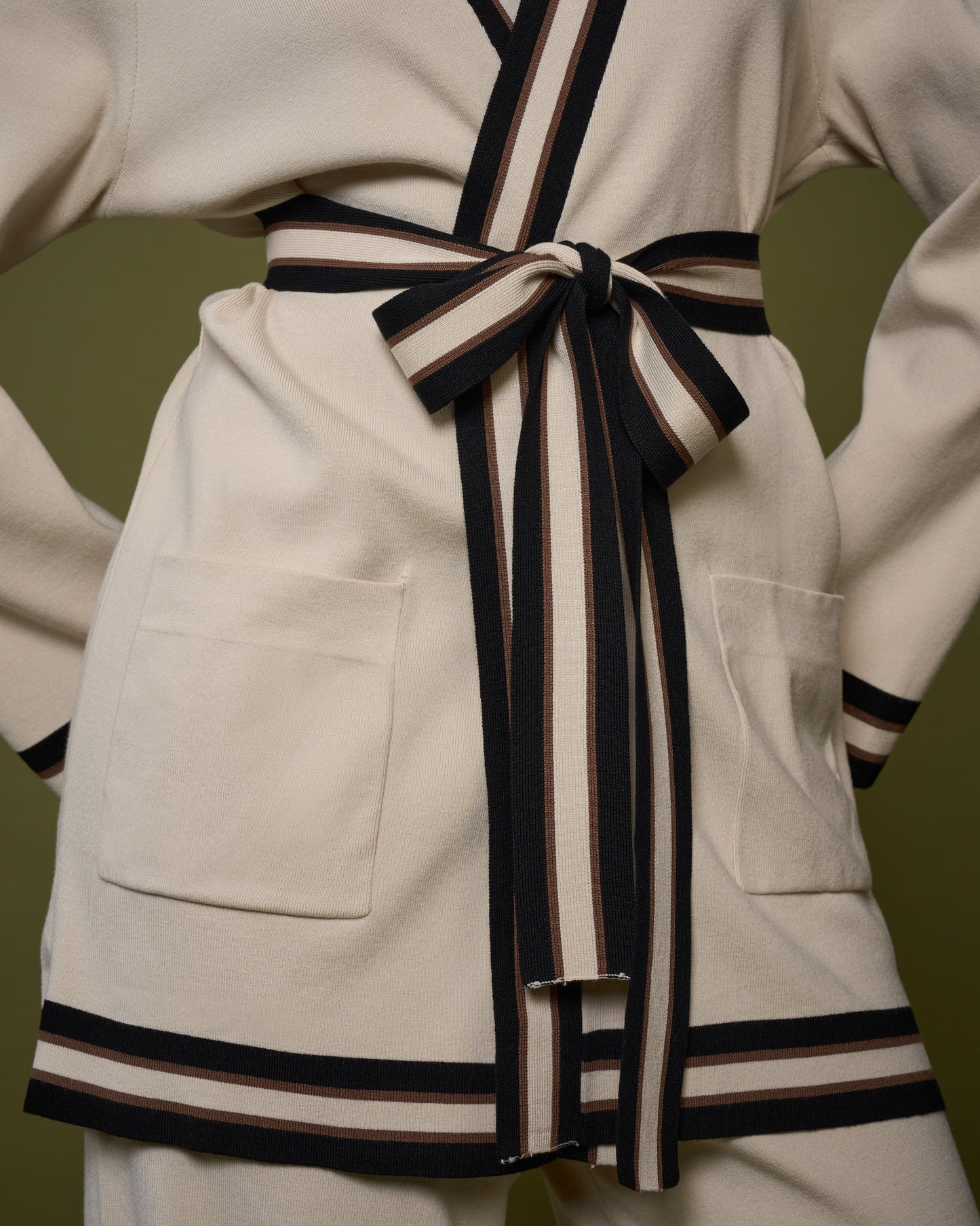 Contrasting Accents Knit Set