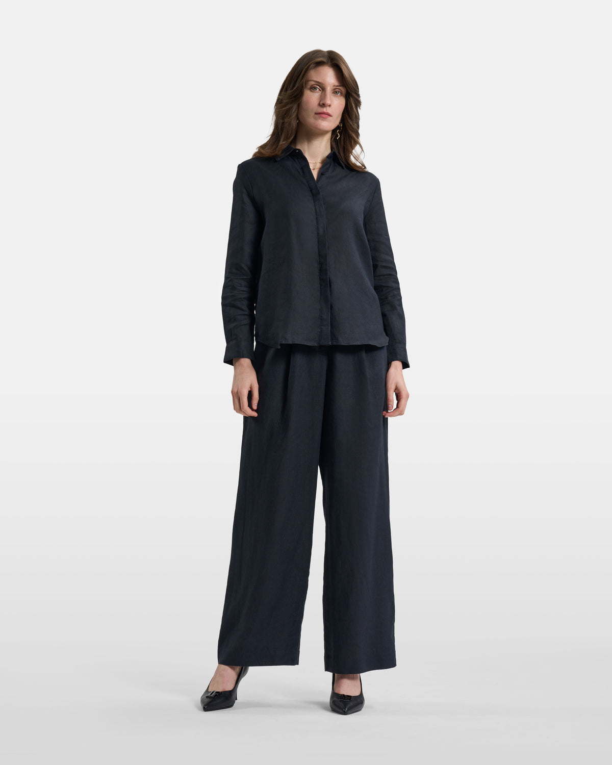 Charcoal Long-Sleeve Linen Shirt