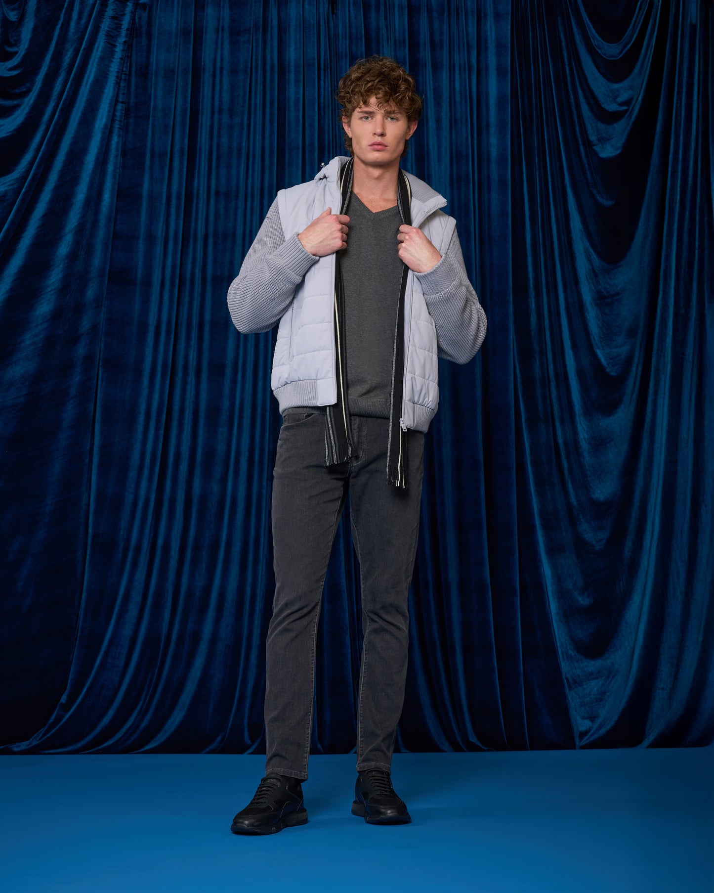 Detachable Hood & Sleeves Puffer Jacket