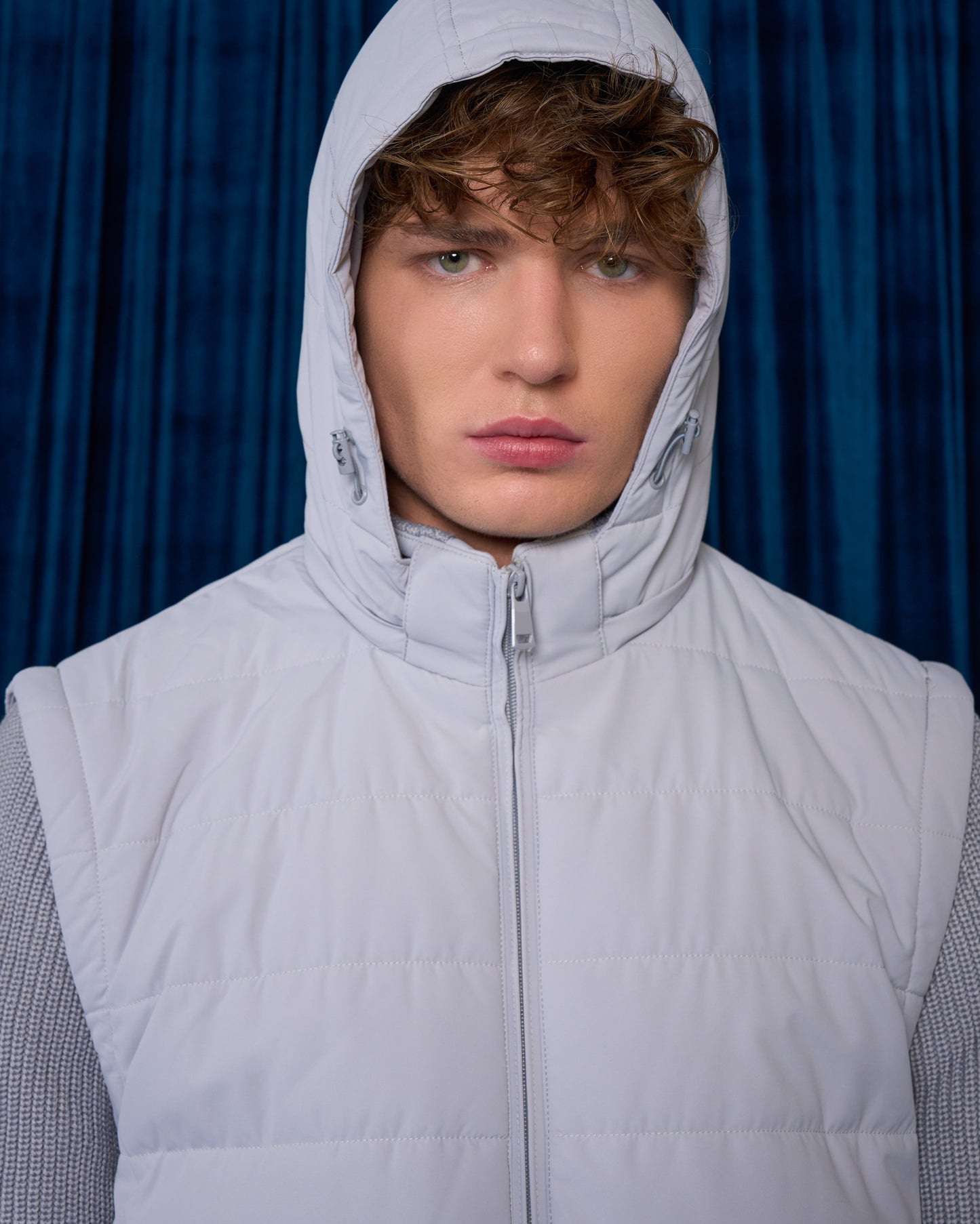 Detachable Hood & Sleeves Puffer Jacket