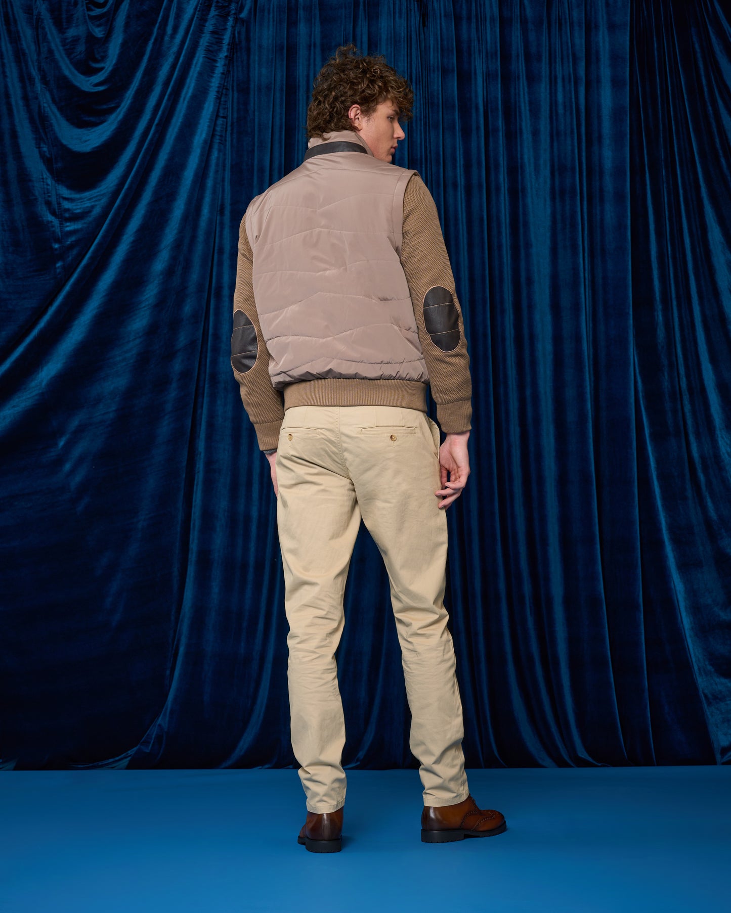 Detachable Sleeves Puffer Jacket