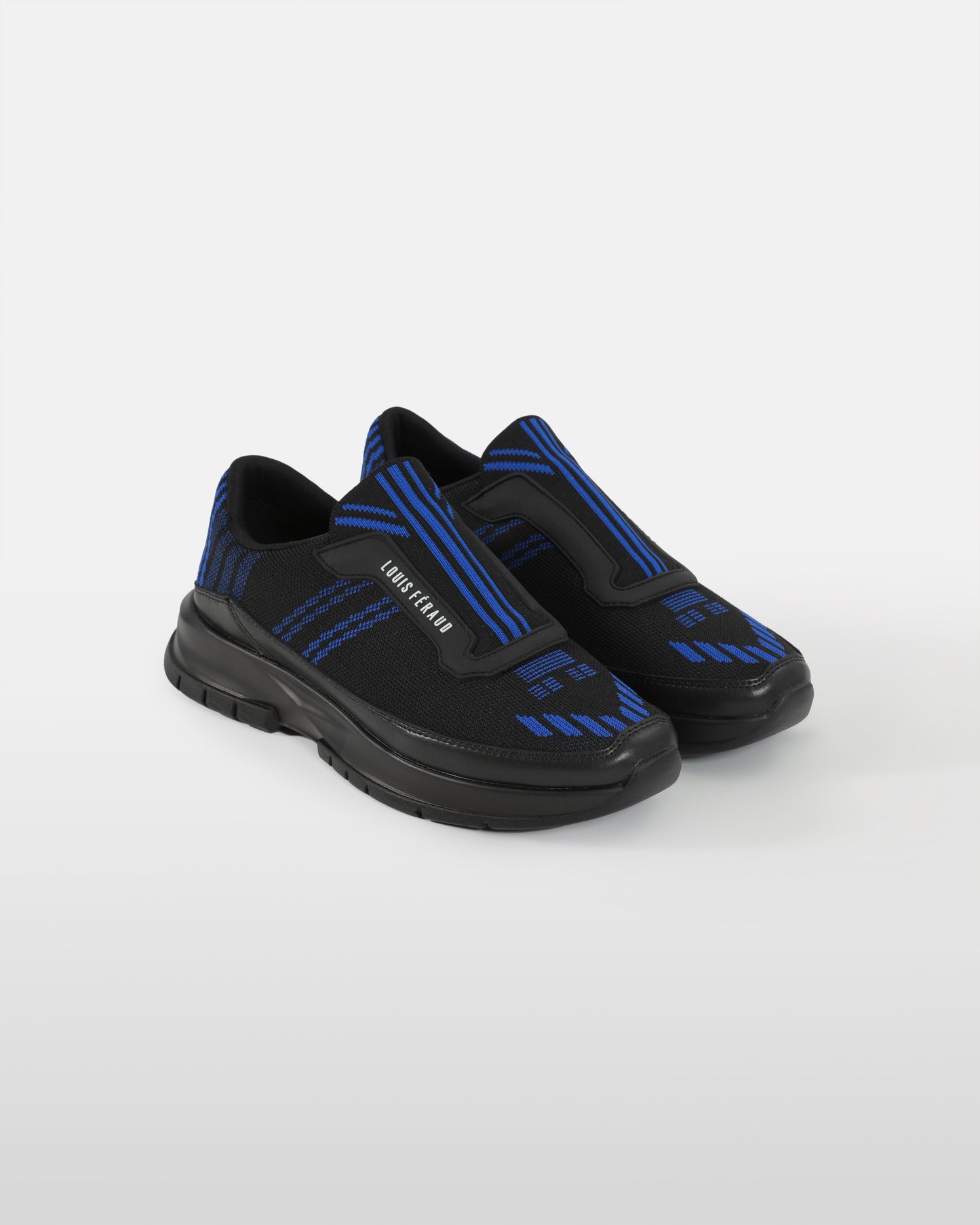 Low Top Lace-up Trainers